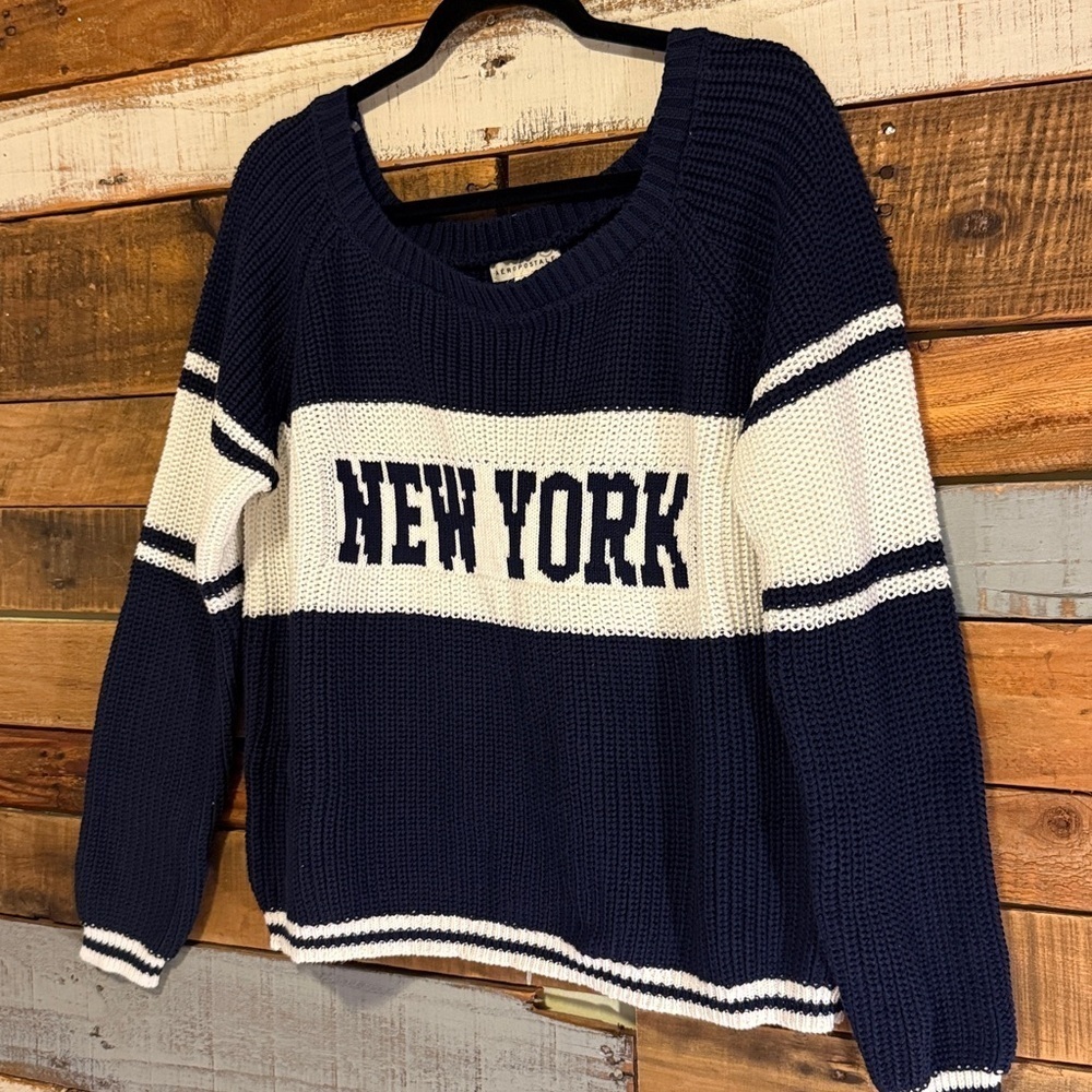 NWT Aeropostale “New York “ Sweater